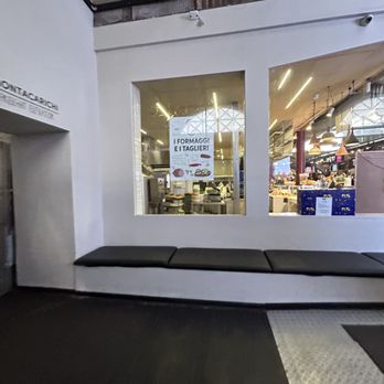 Mercato Centrale - Food Court Near Me - Florence, FI