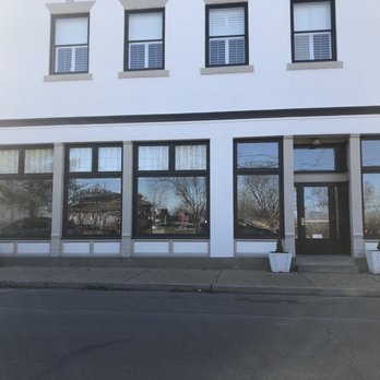 Audubon's - Front of the restaurant - American Near Me - Sainte Genevieve, Missouri