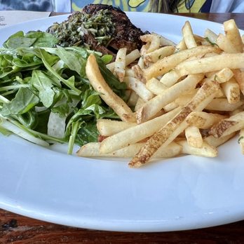 Union Kitchen and Tap Encinitas - Steak Frites Dinner - New American Near Me - Encinitas, California Union Kitchen and Tap Encinitas - Steak Frites Dinner - New American Near Me - Encinitas, California