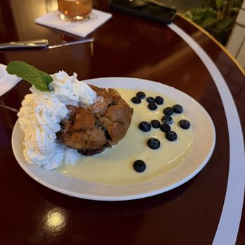 1933 Lounge - Blueberry bread pudding - Cocktail Bars Near Me - Carmel, Indiana