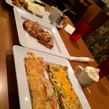 Flashback Diner & Coffeehouse - My favorite part was the Cinnamon Almond French Toast. Large Portions! I had to get a to go box - Diners Near Me - Davie, Florida