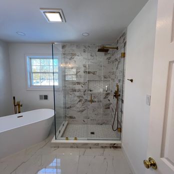 Universe Glass - 1/2 tempered low iron glass with satin brass hardware. - Glass shower door - Glass & Mirrors Near Me Universe Glass - 1/2 tempered low iron glass with satin brass hardware. - Glass shower door - Glass & Mirrors Near Me