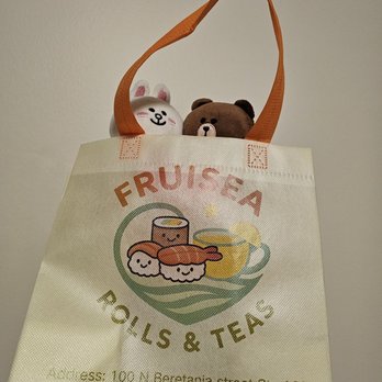 Fruisea Rolls & Teas - Cute takeout bag! - Coffee & Tea Near Me - Honolulu, Hawaii Fruisea Rolls & Teas - Cute takeout bag! - Coffee & Tea Near Me - Honolulu, Hawaii