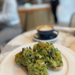 Avocado toast