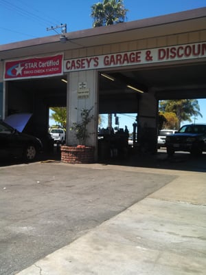 Smog Checks - We've been doing high quality Smog Checks for over 20 years.
We accept both appointments and walk-ins. Smog Checks - We've been doing high quality Smog Checks for over 20 years.
We accept both appointments and walk-ins.
