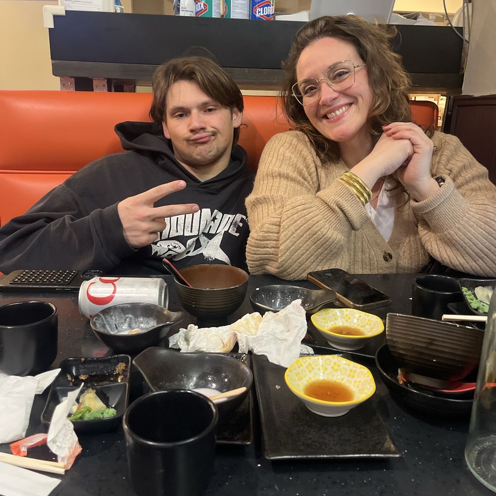 Sushi%AYCE/All You Can Eat - Sushi Bars Near Me - Seattle, Washington