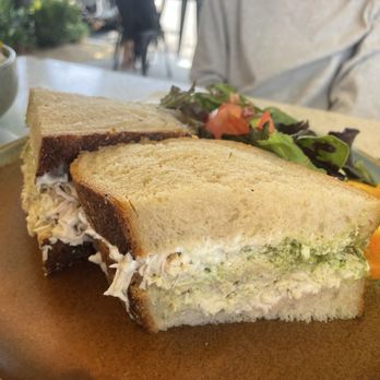 Piccadilly Grace - Pesto - Cafes Near Me - San Marino, California