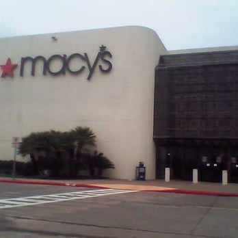 Macy's - Women's clothing entrance - Department Stores Near Me - Houston, Texas