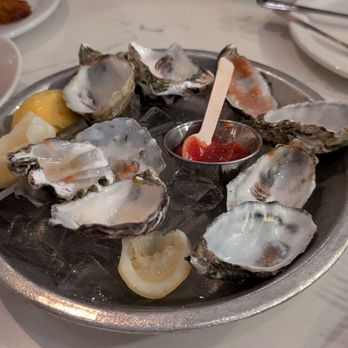 EMC Seafood & Raw Bar - Oysters all gone - Seafood Near Me - San Jose, California EMC Seafood & Raw Bar - Oysters all gone - Seafood Near Me - San Jose, California