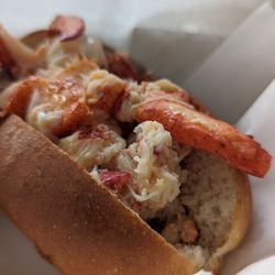 West Shore Seafood - Lobster Roll