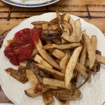 Lazy Daisy's Cafe - Small plate of unsalted fries $6 - Cafes Near Me - Toronto, Ontario