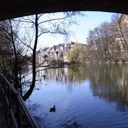 Viele Brücken verbinden die Lahn-Ufer