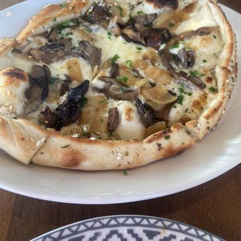 Del Mar Columbus - Mushroom flatbread - Mediterranean Near Me - Columbus, Ohio Del Mar Columbus - Mushroom flatbread - Mediterranean Near Me - Columbus, Ohio