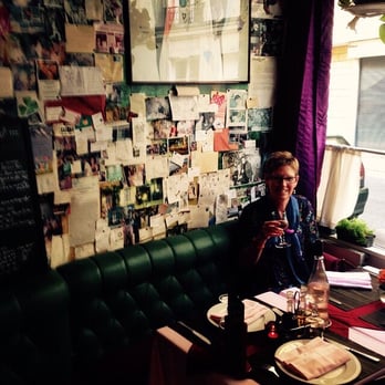 Les Fêtes Galantes - A cosy French atmosphere. - French Near Me - Paris, 75