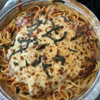 Wally's Italian Eatery - Rose chicken parmigiana - Italian Near Me - Whitby, Ontario