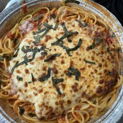 Wally's Italian Eatery - Rose chicken parmigiana
