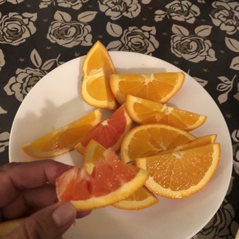 Dew Drop Inn - Blood and navel oranges after dinner... - Chinese Near Me - Honolulu, Hawaii Dew Drop Inn - Blood and navel oranges after dinner... - Chinese Near Me - Honolulu, Hawaii