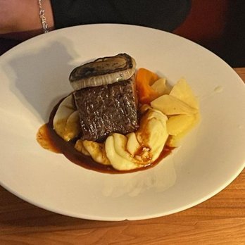 The Statler - Short rib entrrr - French Near Me - Detroit, Michigan