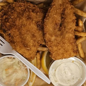LoCo Fish Co - Fish & Chip $17 - Food Trucks Near Me - McKinleyville, California LoCo Fish Co - Fish & Chip $17 - Food Trucks Near Me - McKinleyville, California