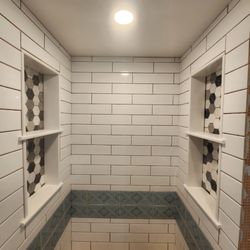 Cobalt Custom Renovations - Accessory niches