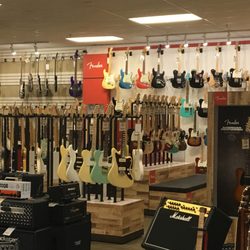 Wentworth Music - Wentworth Music Kelowna Electric Guitar and Bass Department