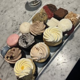 Cake tasting day! Cake tasting day!
