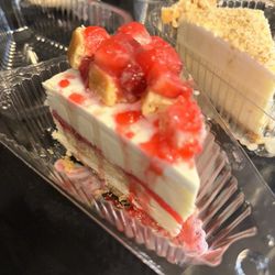 Mr. Sweets - Strawberry shortcake cheesecake