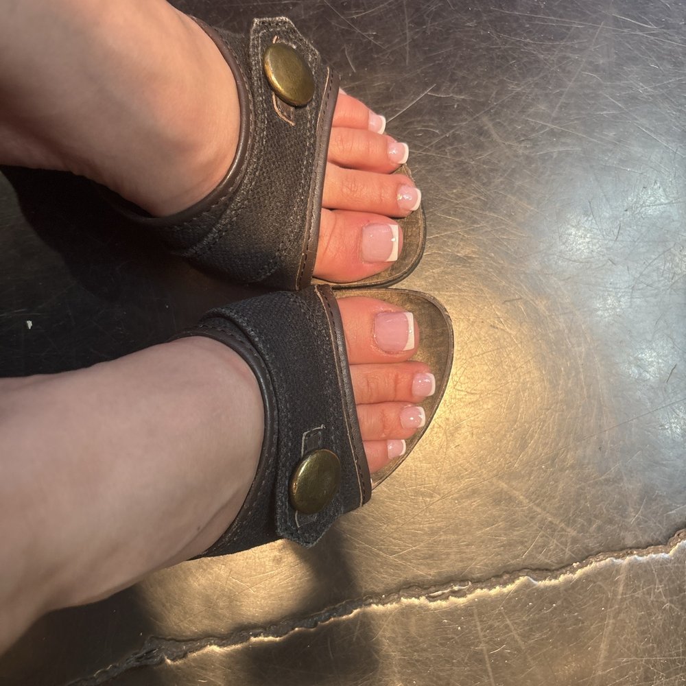 Toes!