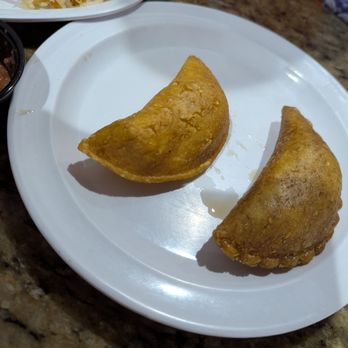 El Rinconcito Salvadoreno 2 - Empanadas - Salvadoran Near Me - Pompano Beach, Florida