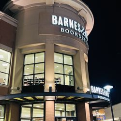 Entrance/outside