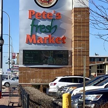 Pete's Fresh Market - Entrance - Grocery Near Me - Evergreen Park, Illinois Pete's Fresh Market - Entrance - Grocery Near Me - Evergreen Park, Illinois