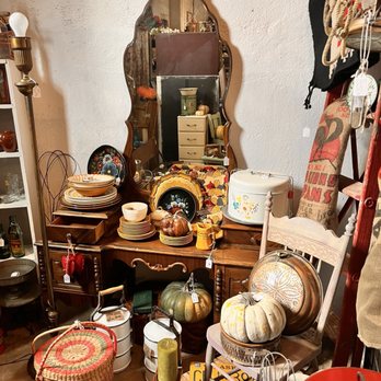 The Rancher's Wife - Antiques Near Me - Berthoud, Colorado The Rancher's Wife - Antiques Near Me - Berthoud, Colorado