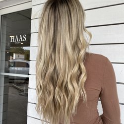 HAAS Salon - Blonde highlights by Isabela