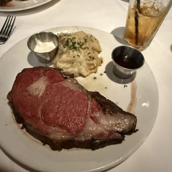 Chart House - 10 oz Prime Rib - Seafood Near Me - Savannah, Georgia