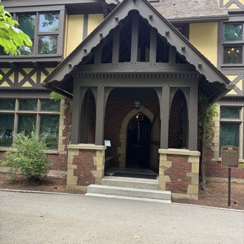 The Campbell House - Front of the house - Museums Near Me - Spokane, Washington The Campbell House - Front of the house - Museums Near Me - Spokane, Washington