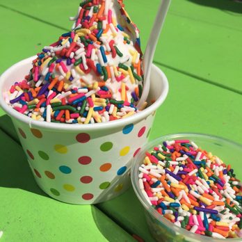 Mountain View Drive In - I'm quite fond of sprinkles - Ice Cream & Frozen Yogurt Near Me - Hampden, Massachusetts Mountain View Drive In - I'm quite fond of sprinkles - Ice Cream & Frozen Yogurt Near Me - Hampden, Massachusetts
