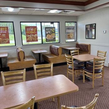 Bojangles - Dining Room - Chicken Shop Near Me - Hickory, North Carolina Bojangles - Dining Room - Chicken Shop Near Me - Hickory, North Carolina
