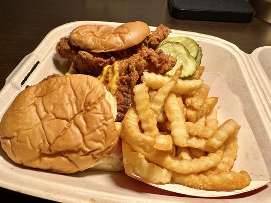 Dave's Hot Chicken by null