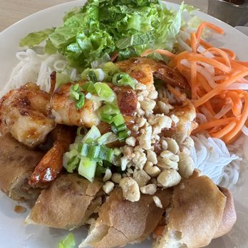 Pho Is For Lovers - Shrimp Vermicelli w/egg roll - Vietnamese Near Me - Dallas, Texas Pho Is For Lovers - Shrimp Vermicelli w/egg roll - Vietnamese Near Me - Dallas, Texas