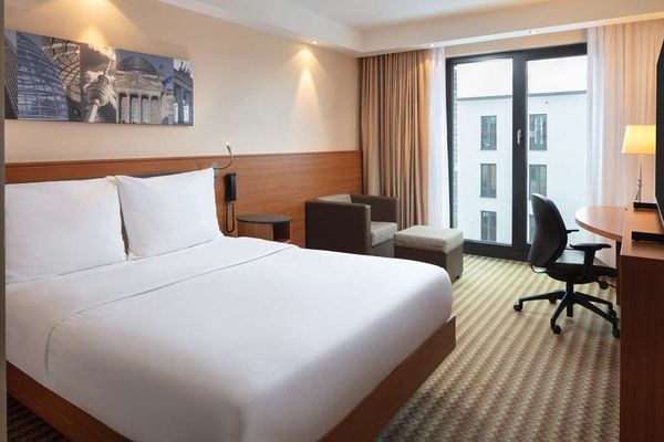 Hampton by Hilton Berlin City West by null
