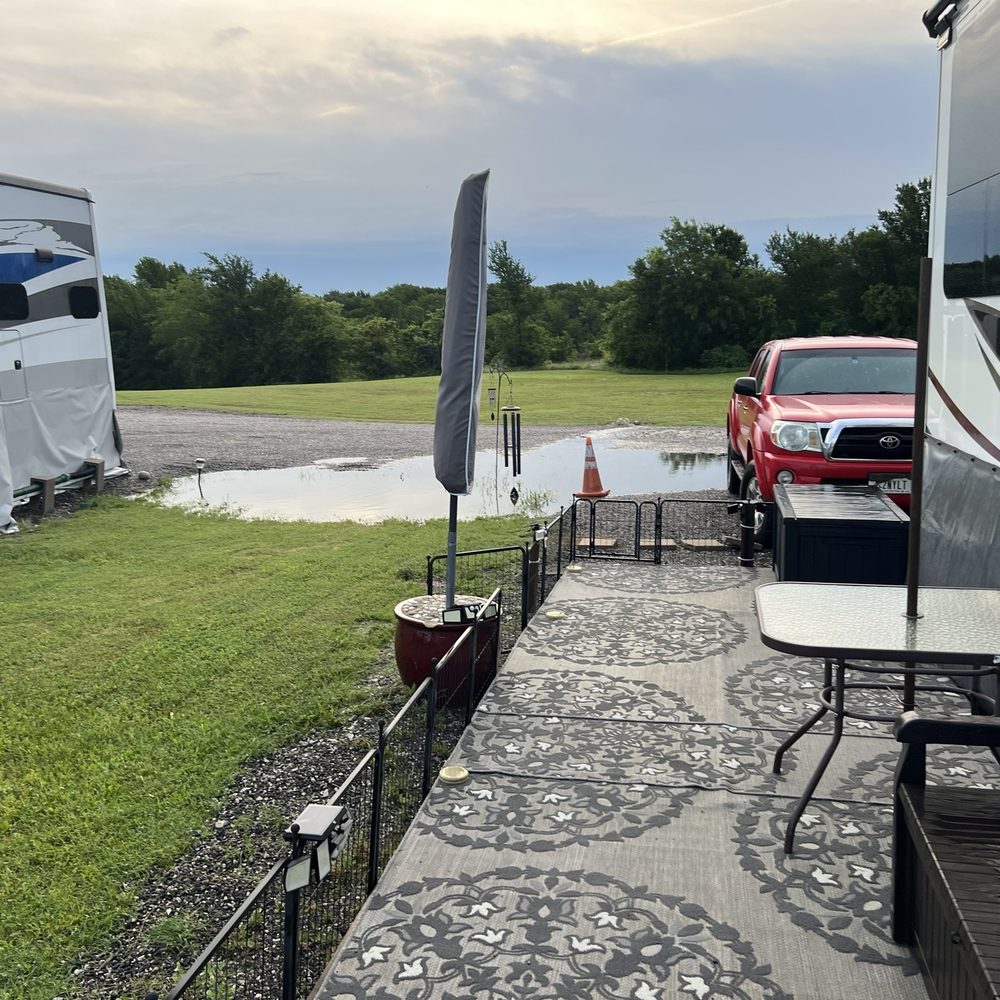 Willowbend RV Park - Stepping back to get a broad view of this pool of water. - RV Parks Near Me - Valley View, Texas Willowbend RV Park - Stepping back to get a broad view of this pool of water. - RV Parks Near Me - Valley View, Texas
