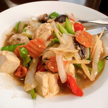 Cilantro Asian Bistro - Davie - Veggies in ginger sauce with steamed tofu - Asian Fusion Near Me - Davie, Florida Cilantro Asian Bistro - Davie - Veggies in ginger sauce with steamed tofu - Asian Fusion Near Me - Davie, Florida