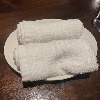 Nick's On 2nd - Warm hand towels - New American Near Me - Long Beach, California Nick's On 2nd - Warm hand towels - New American Near Me - Long Beach, California