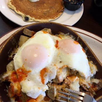 Le Peep - Gypsy Skillet. I asked for pancakes instead of the Enfglish muffin it comes with. - Breakfast & Brunch Near Me - Centennial, Colorado Le Peep - Gypsy Skillet. I asked for pancakes instead of the Enfglish muffin it comes with. - Breakfast & Brunch Near Me - Centennial, Colorado