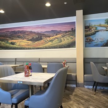 Pho Tasty - Dining area - Vietnamese Near Me - Berkeley, California