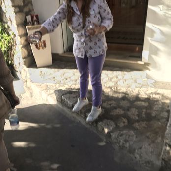 Isola di Capri - Lady selling perfume - Local Flavor Near Me - Capri, NA