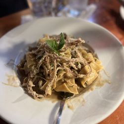 Tannins Restaurant & Wine Bar