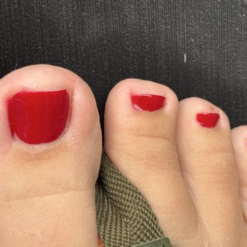 Miracle Nails and Spa - Paint job on my toenails. Missing paint. - Massage Near Me - Troy, New York Miracle Nails and Spa - Paint job on my toenails. Missing paint. - Massage Near Me - Troy, New York