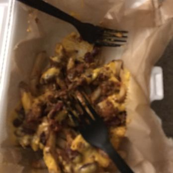 Meat & Potato Eatery-McHenry - Chili cheese fries yummy just to many beans don't like that - Sandwiches Near Me - Mchenry, Illinois