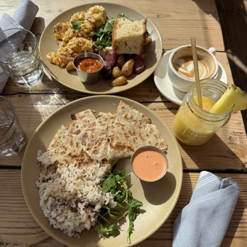 Malibu Farm Restaurant - Chicken broccoli quesadilla & salmon egg scramble, sunrise smoothie, cappuccino - Salad Near Me - Malibu, California Malibu Farm Restaurant - Chicken broccoli quesadilla & salmon egg scramble, sunrise smoothie, cappuccino - Salad Near Me - Malibu, California